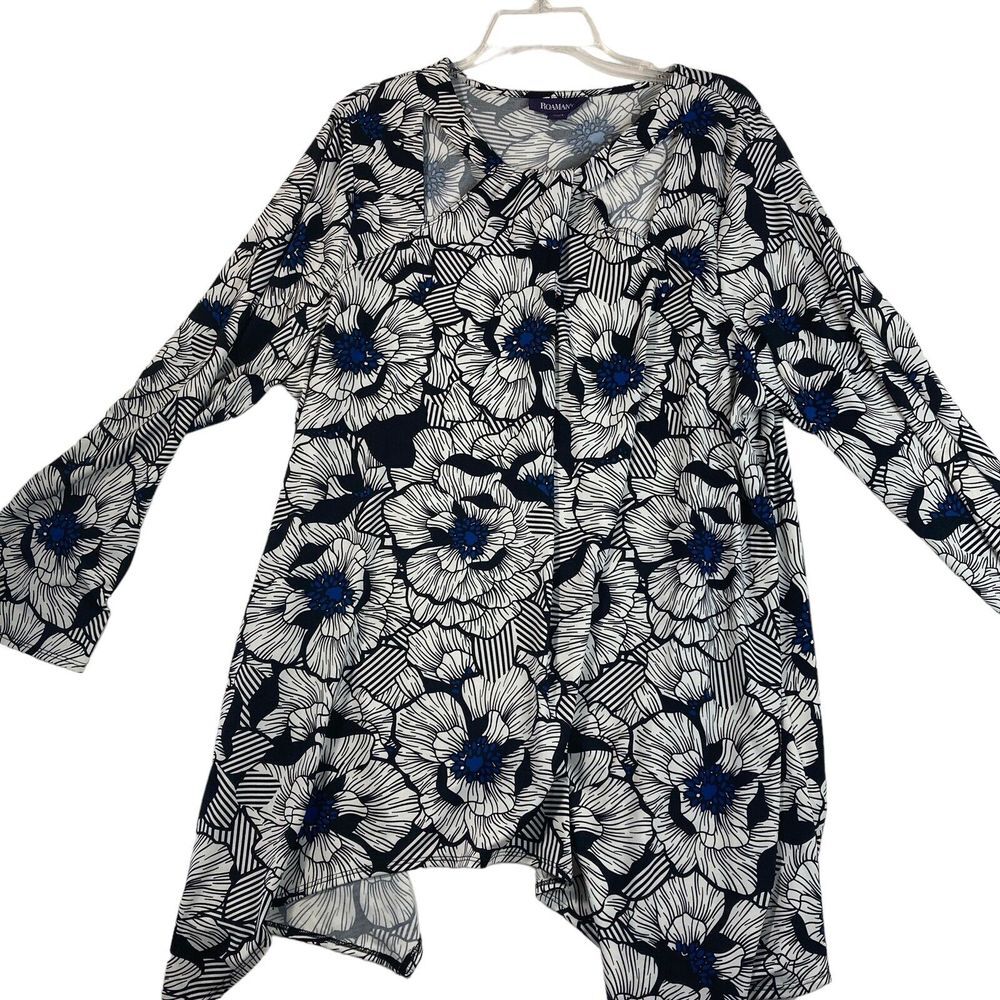 Roamans Top Floral Shirt 22/24 1X Asymmetrical‎ Cutout Black White Blue Womans